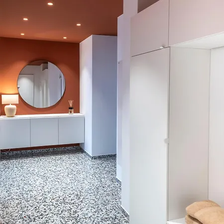 In Piazza Sul Baveno