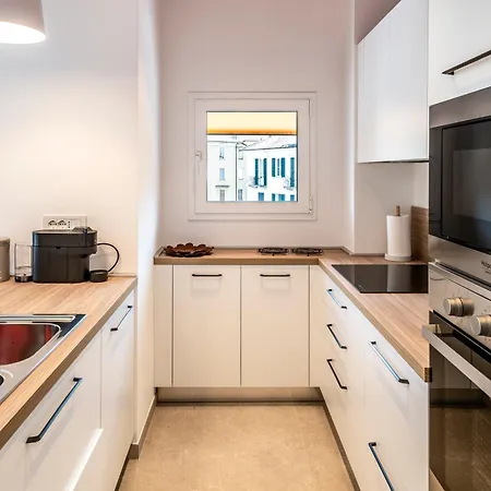 In Piazza Sul Apartment Baveno