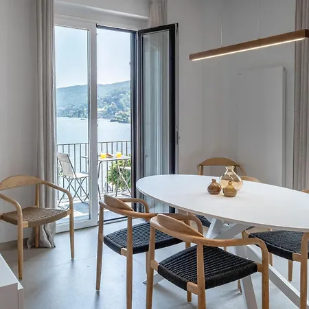 In Piazza Sul Apartment Baveno