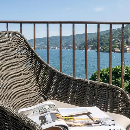 In Piazza Sul Apartment Baveno