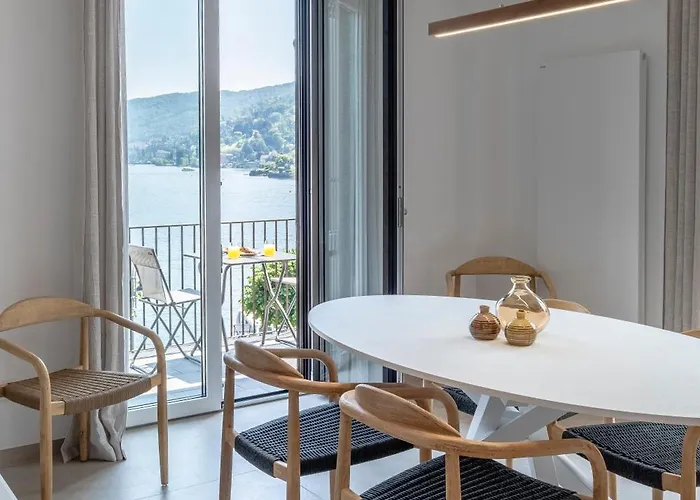 In Piazza Sul Apartment Baveno