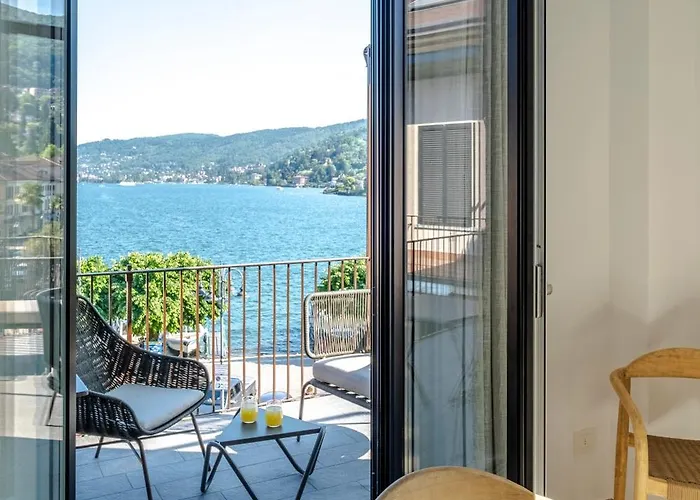 In Piazza Sul Apartment Baveno